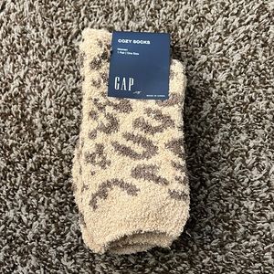 GAP Women’s Cozy Socks Beige Leopard Print NWT